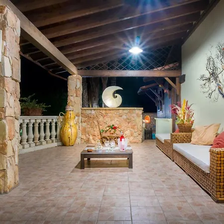 Luxury Pool Chalet